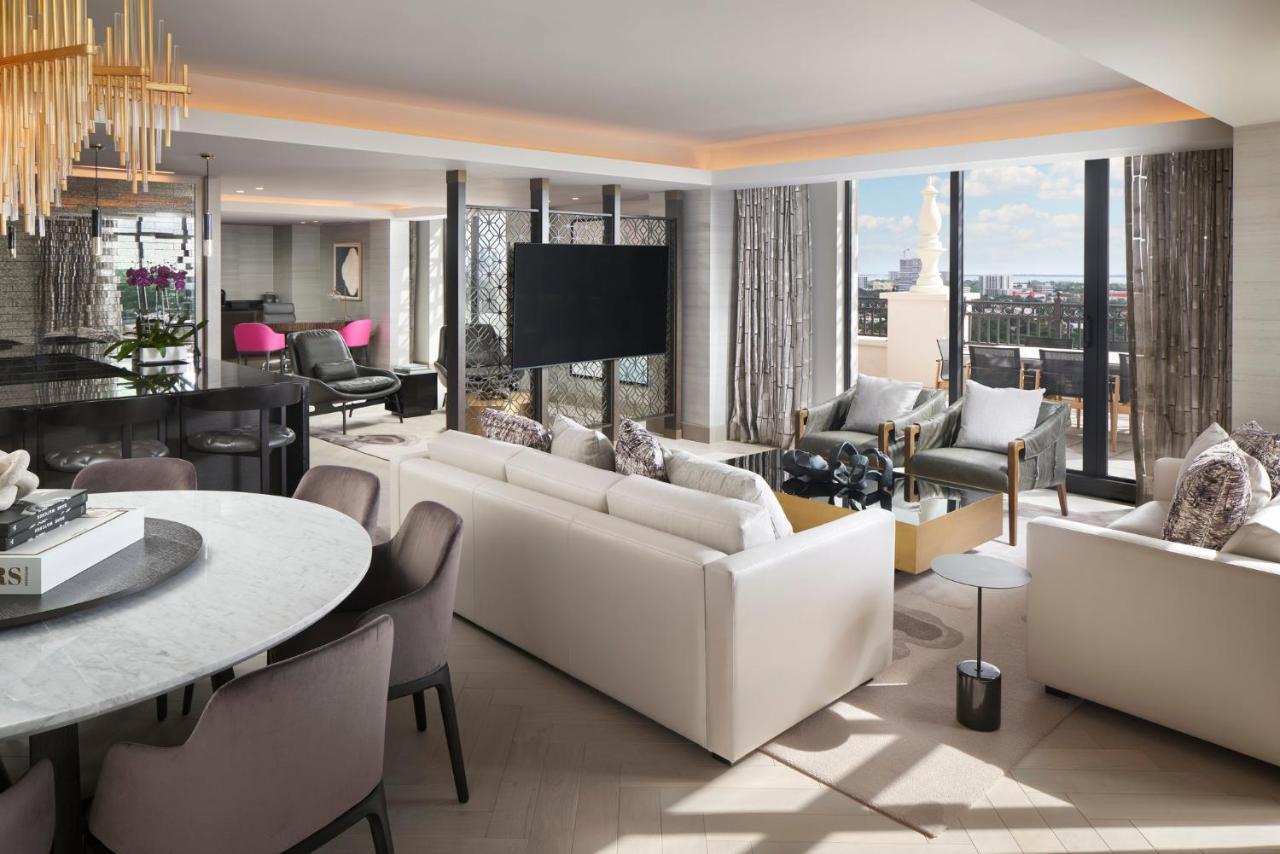 Loews Coral Gables Hotel Bagian luar foto