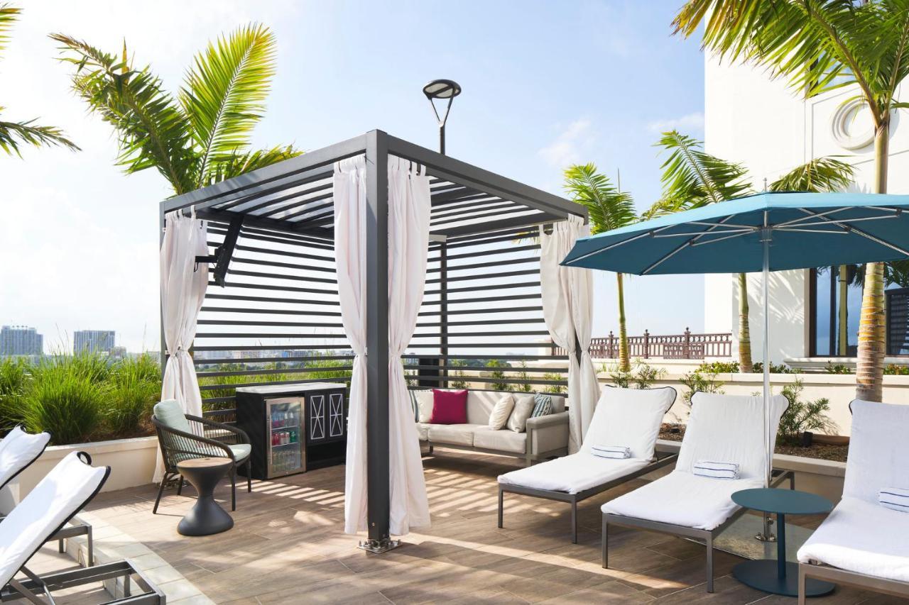 Loews Coral Gables Hotel Bagian luar foto